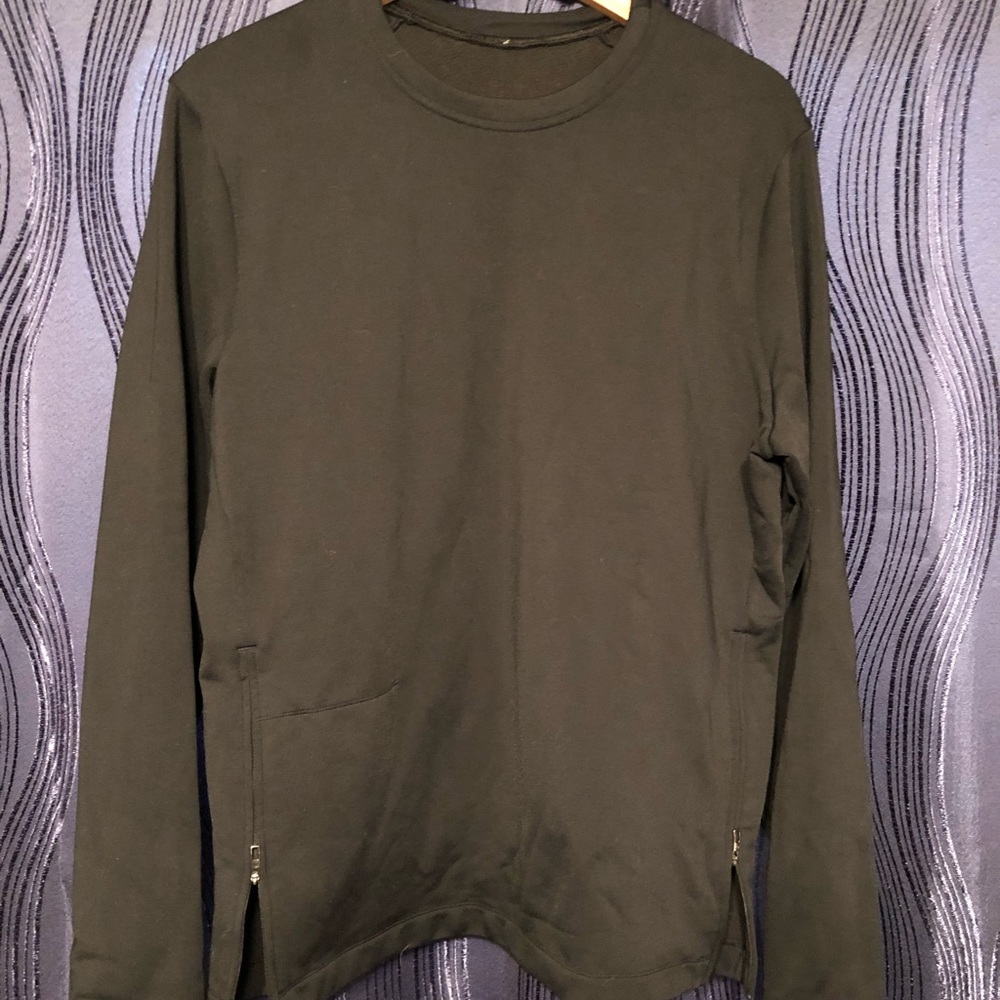 Men’s Lululemon Sweater Sz Large